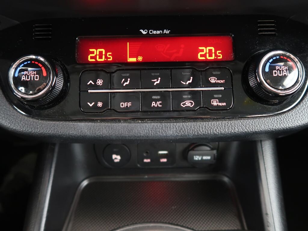 KIA Sportage SUV / Terénní 2,0 l 135 kw