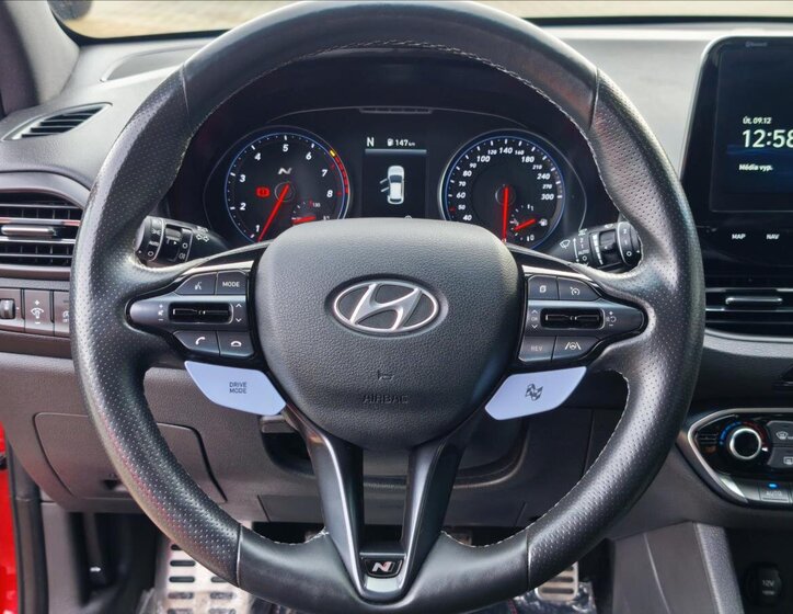 Hyundai i30 Hatchback 2,0 l 206 kw