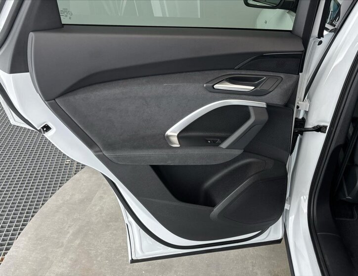 Audi Q5 SUV / Terénní 2,0 l 150 kw