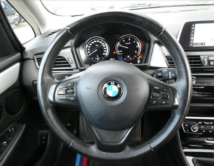 BMW Řada 2 34