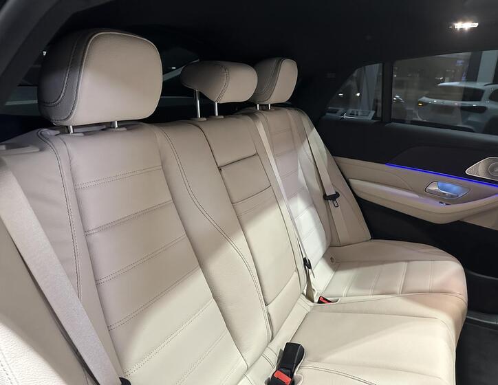 Mercedes-Benz GLE 18