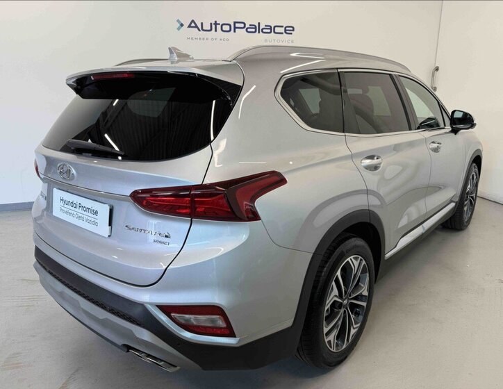 Hyundai Santa Fe SUV / Terénní 2,2 l 147 kw