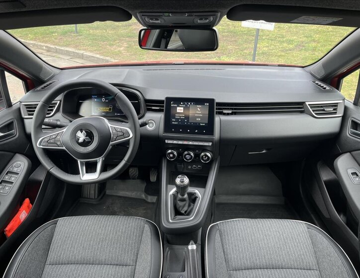 Mitsubishi Colt Hatchback 999,0 67 kw