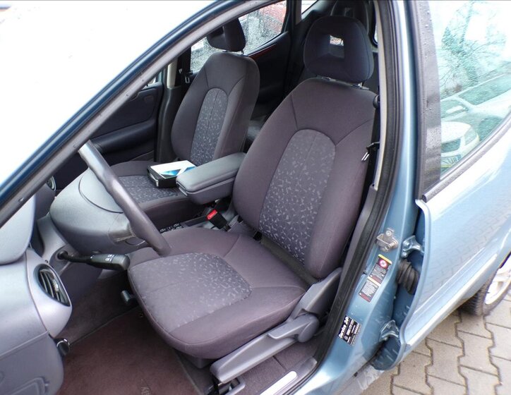 Mercedes-Benz Třídy A 13