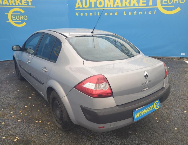 Renault Mégane Sedan / Limuzína 1,4 l 72 kw