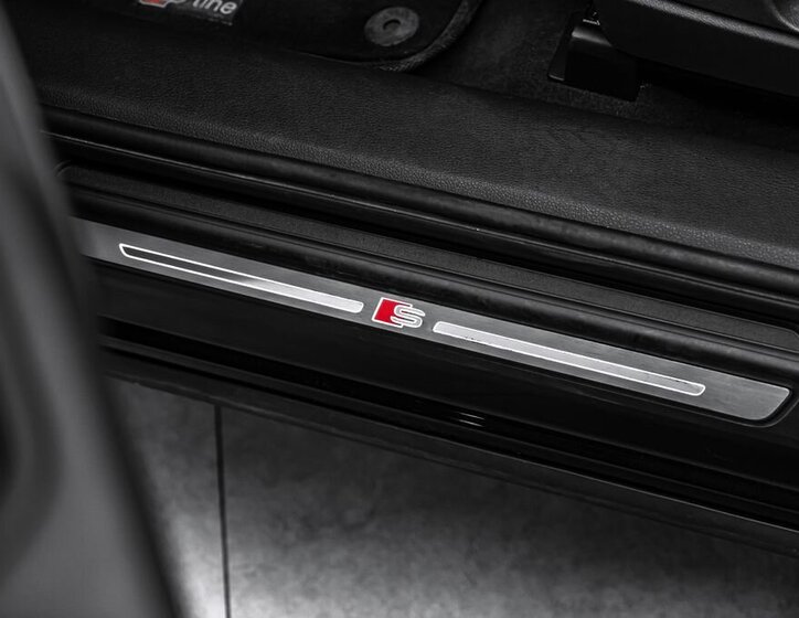 Audi Q5 SUV / Terénní 2,0 l 140 kw