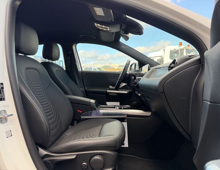 Mercedes-Benz GLA SUV / Terénní 2,0 l 85 kw