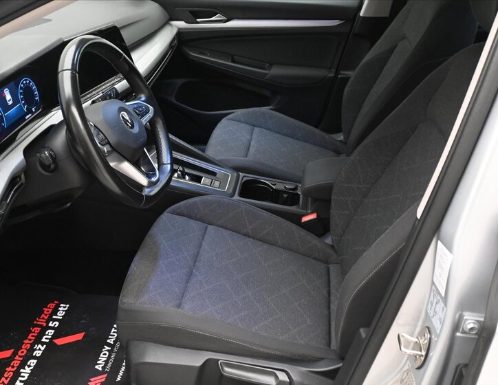 Volkswagen Golf Kombi 2,0 l 85 kw