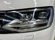 Volkswagen Multivan 8