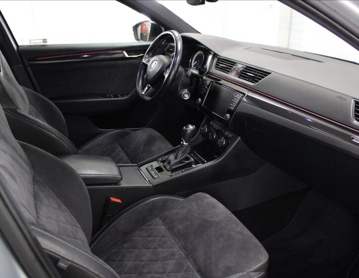 Škoda Superb Kombi 2,0 l 110 kw