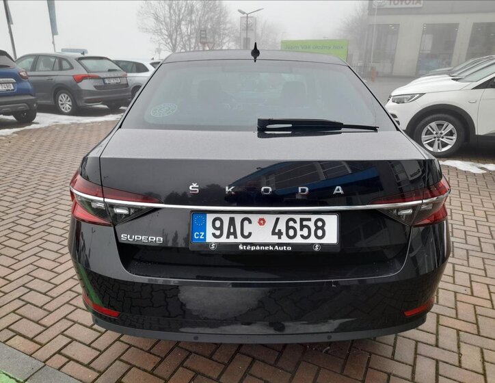 Škoda Superb Liftback 2,0 l 110 kw