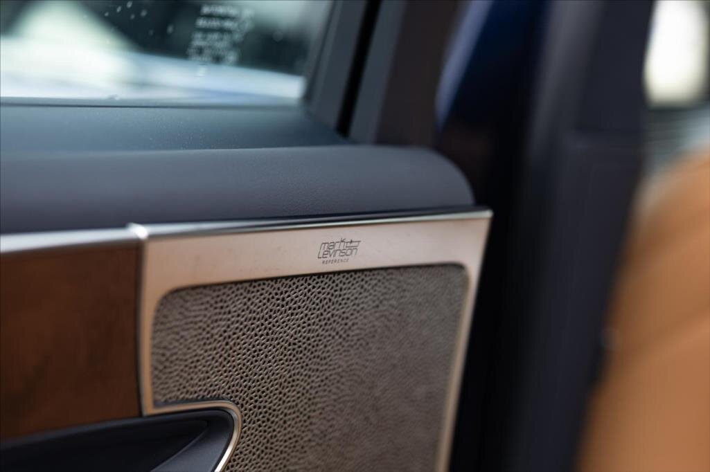 Lexus LS 500h Sedan / Limuzína 3,5 l 264 kw