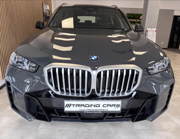 BMW X5 Kombi 3,0 l 210 kw