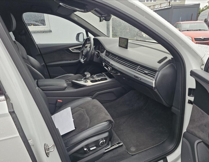Audi Q7 Kombi 3,0 l 200 kw