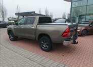 Toyota Hilux Pick-up 2,4 l 110 kw