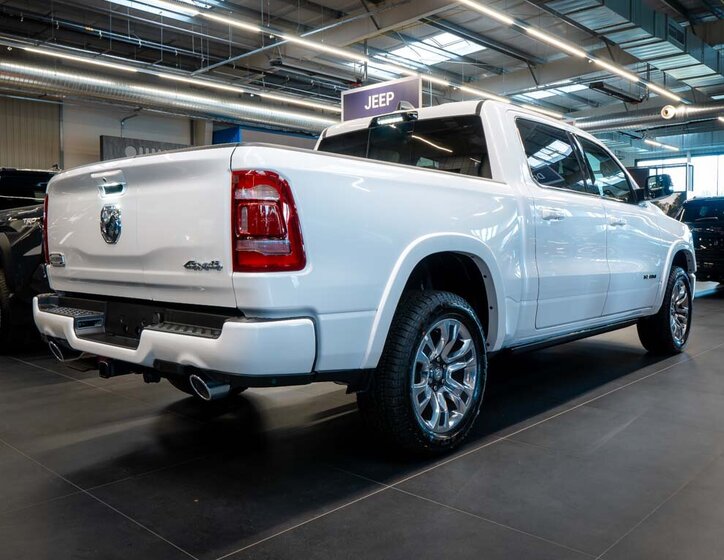 Dodge RAM Pick-up 5,7 l 291 kw