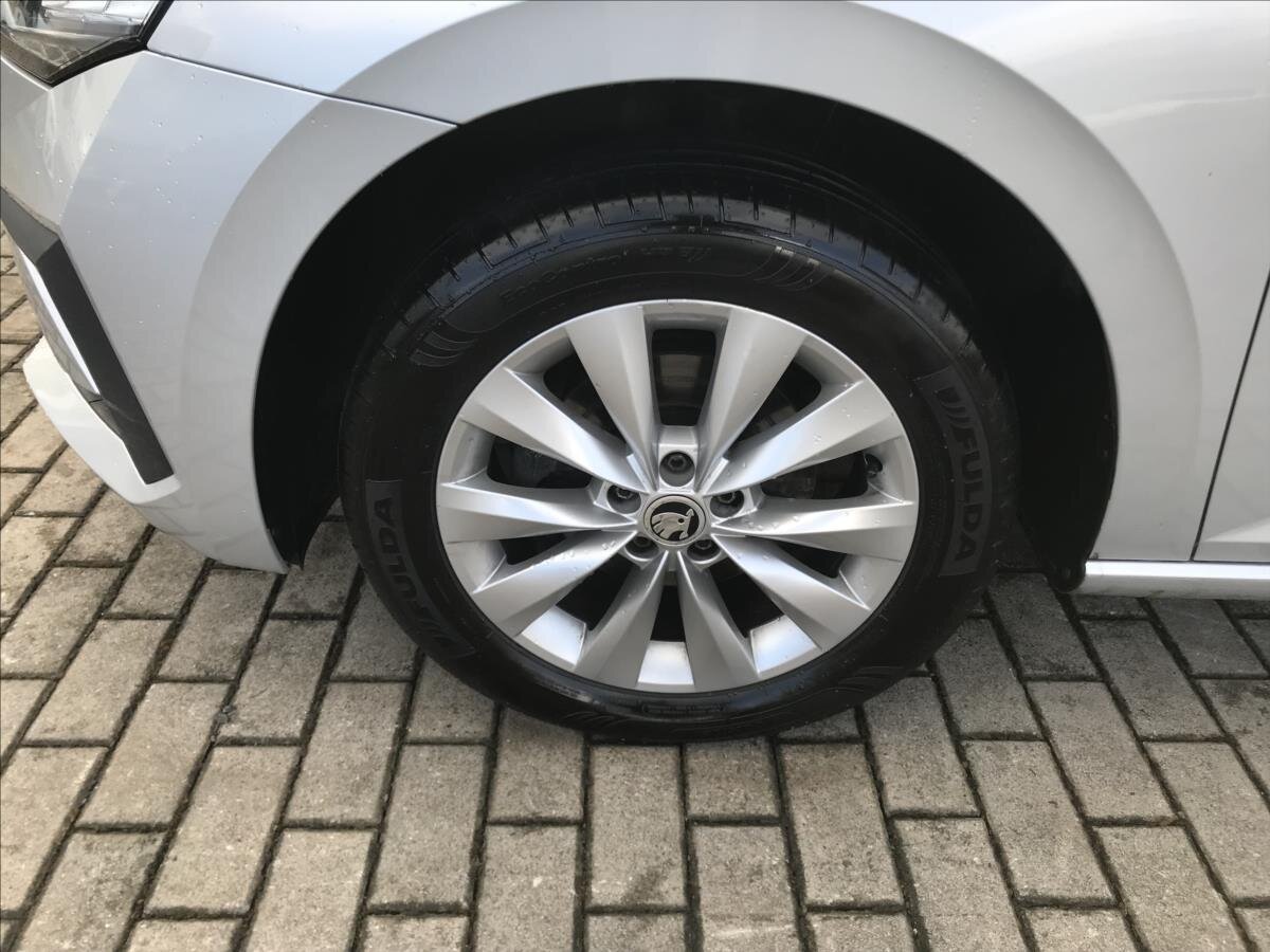 Škoda Scala Hatchback 999,0 85 kw