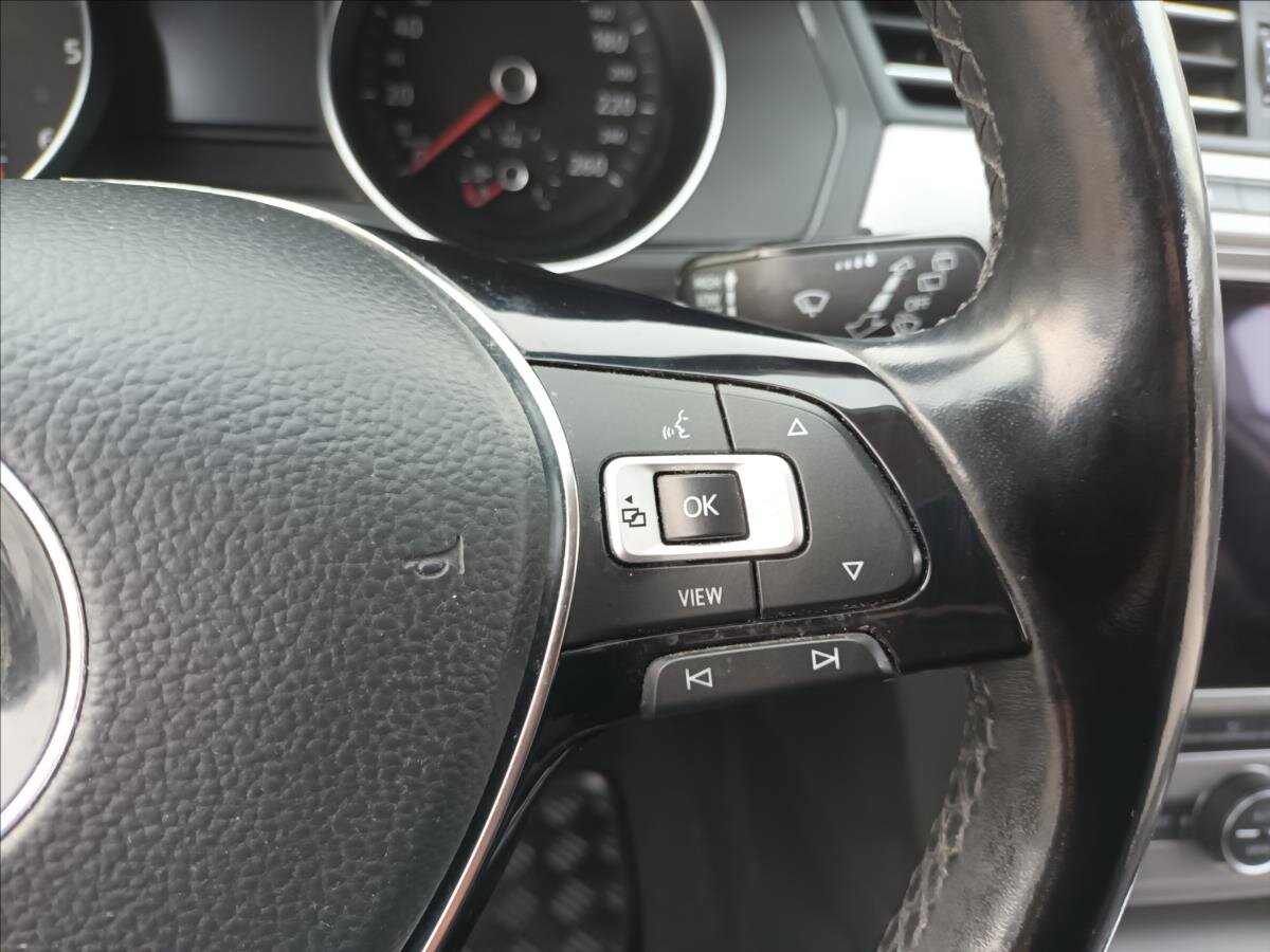 Volkswagen Passat Kombi 2,0 l 110 kw