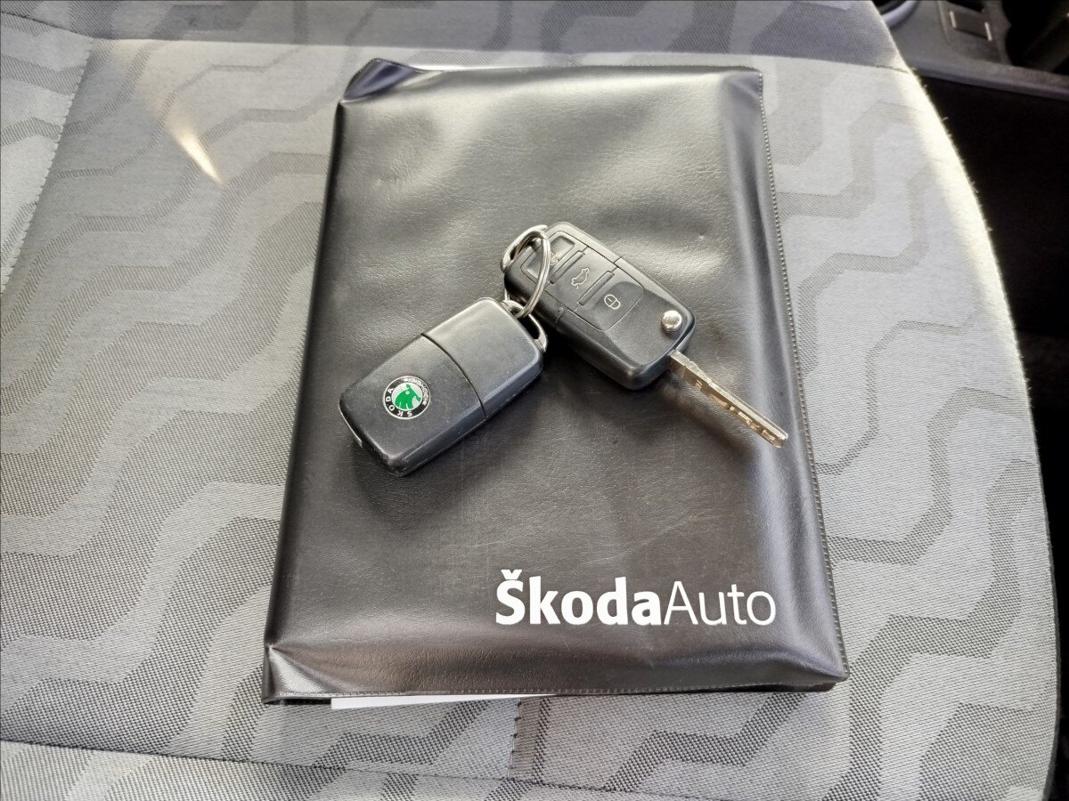 Škoda Roomster MPV 1,2 l 51 kw