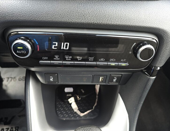 Toyota Yaris Hatchback 1,5 l 68 kw