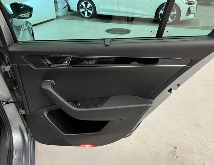 Škoda Superb Kombi 2,0 l 140 kw