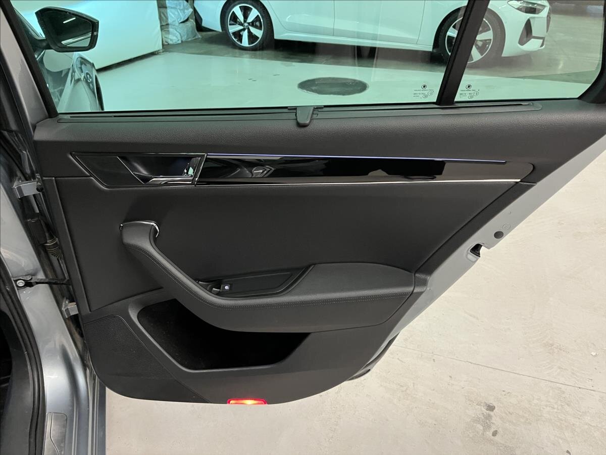 Škoda Superb Kombi 2,0 l 140 kw