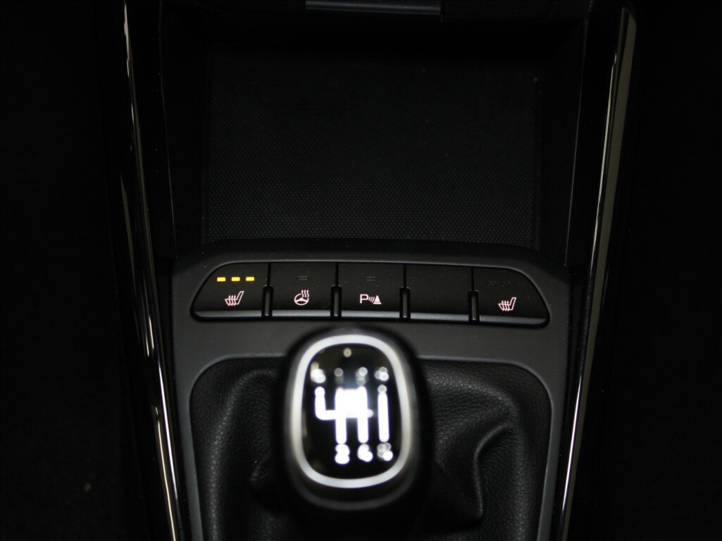 KIA Rio Hatchback 998,0 73 kw