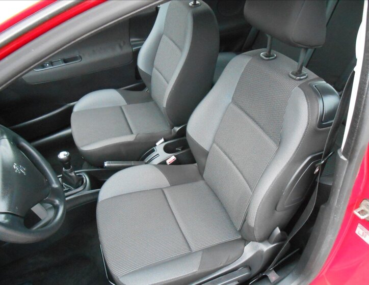 Peugeot 207 Hatchback 1,4 l 54 kw