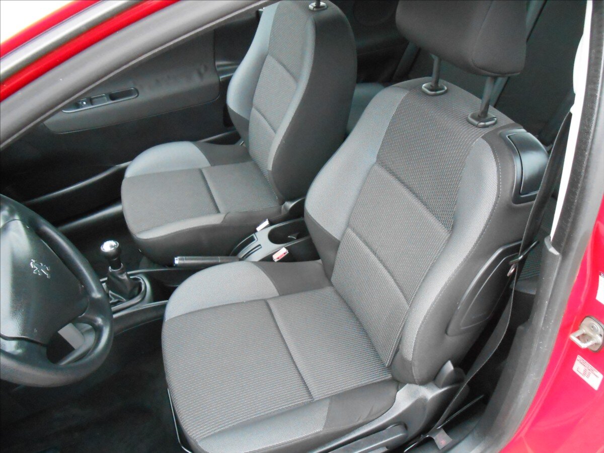 Peugeot 207 Hatchback 1,4 l 54 kw