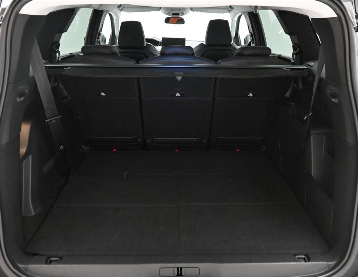 Peugeot 5008 SUV / Terénní 1,5 l 96 kw