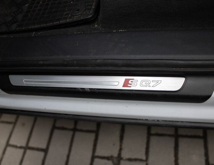 Audi SQ7 SUV / Terénní 4,0 l 320 kw