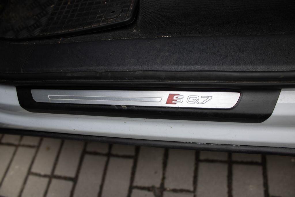 Audi SQ7 SUV / Terénní 4,0 l 320 kw