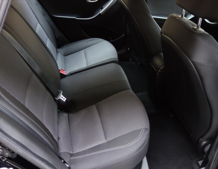 Hyundai i30 Kombi 1,6 l 81 kw