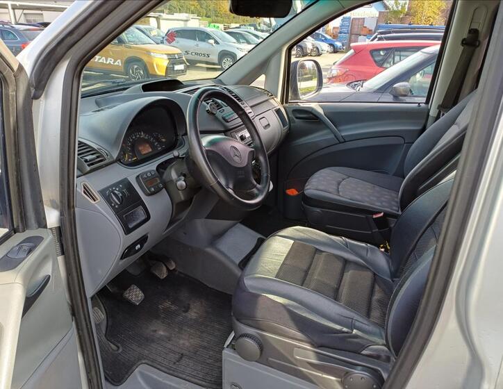 Mercedes-Benz Vito 9