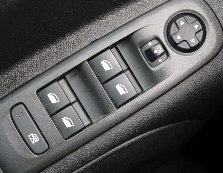 Opel Combo MPV 1,2 l 81 kw