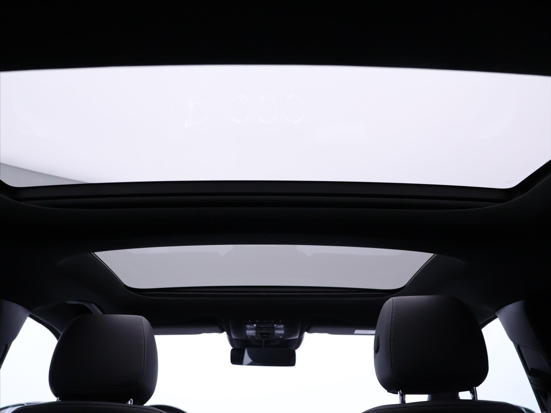 Mercedes-Benz GLA SUV / Terénní 2,0 l 165 kw