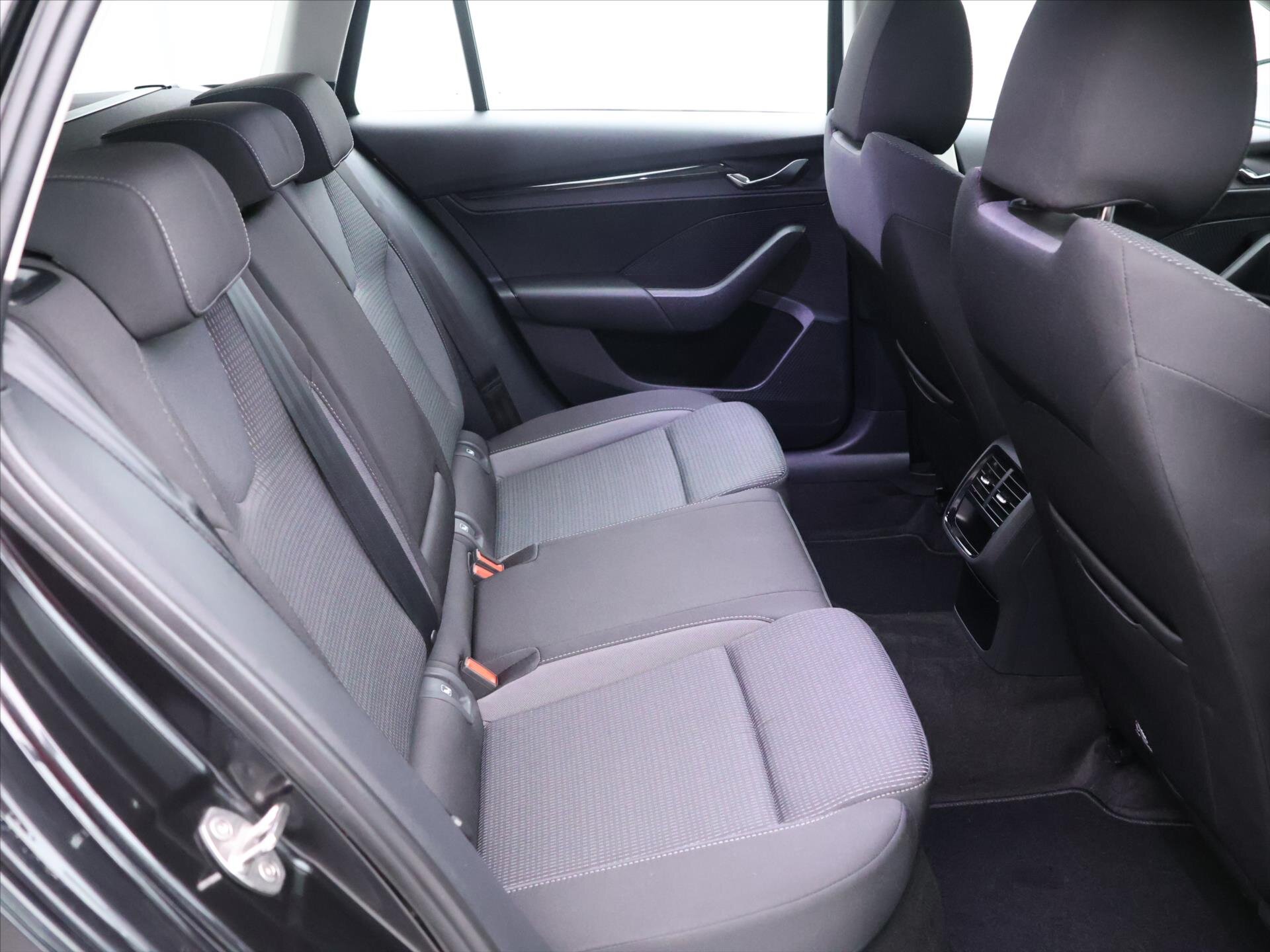 Škoda Octavia Kombi 2,0 l 85 kw