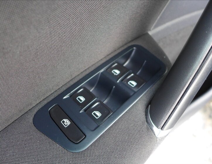 Volkswagen Golf Hatchback 1,2 l 81 kw