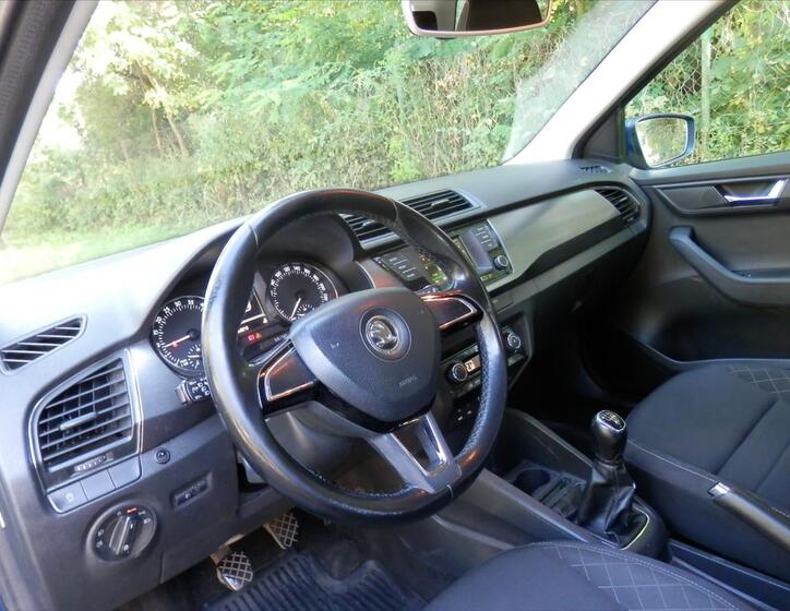 Škoda Fabia 12