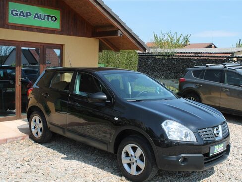 Nissan Qashqai SUV / Terénní 1,6 l 84 kw