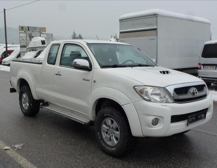 Toyota Hilux 3