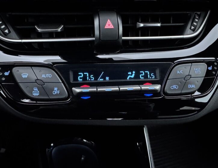 Toyota C-HR Hatchback 1,8 l 72 kw