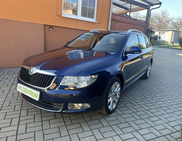 Škoda Superb 8