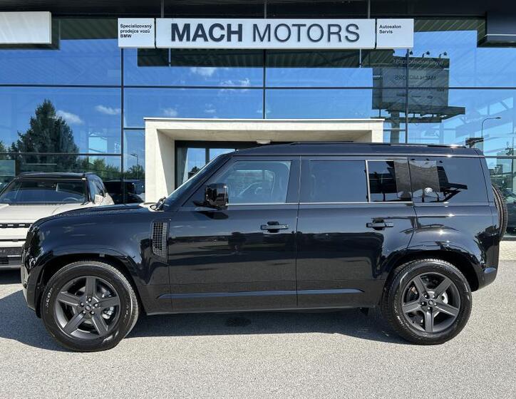 Land Rover Defender 2