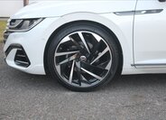 Volkswagen Arteon Liftback 2,0 l 147 kw