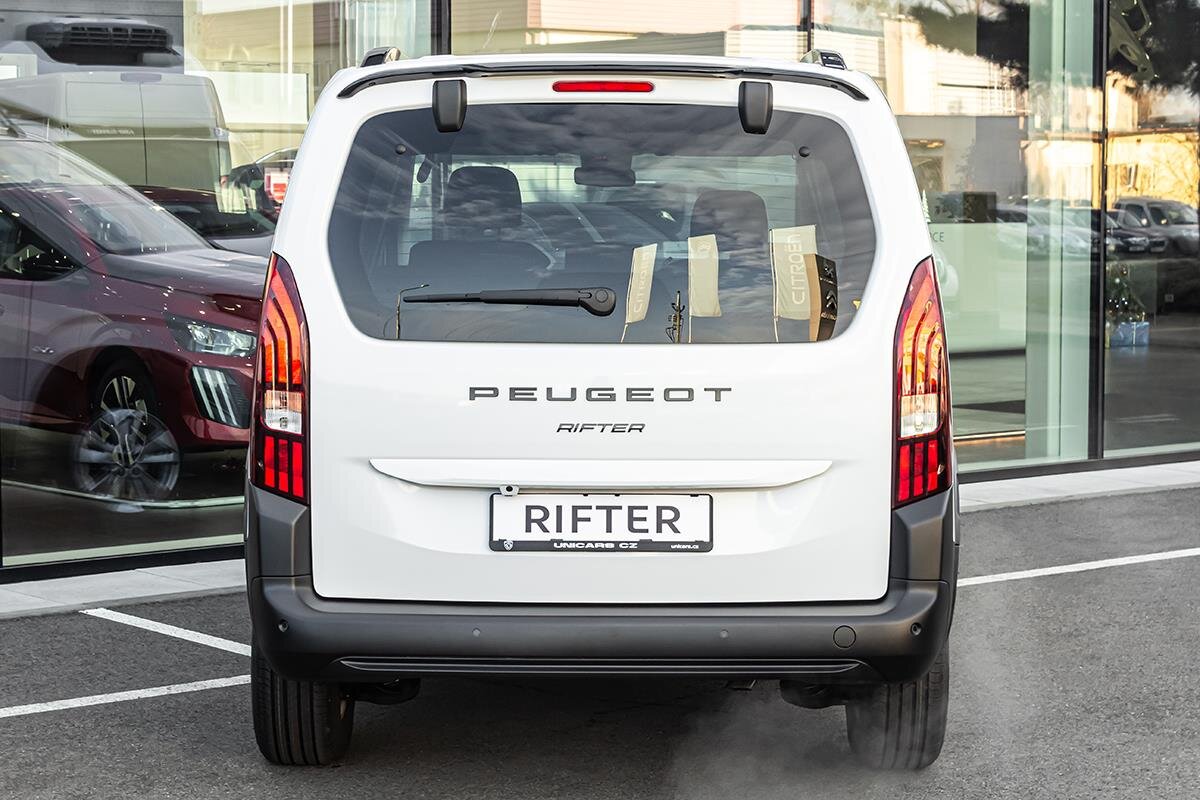 Peugeot Rifter MPV 1,5 l 96 kw