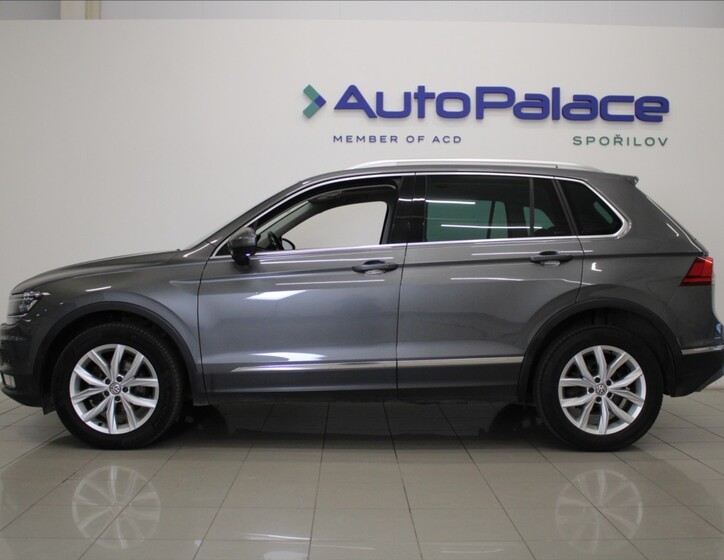 Volkswagen Tiguan 5