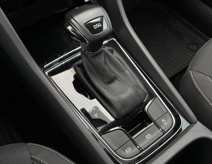 Škoda Karoq Kombi 1,5 l 110 kw