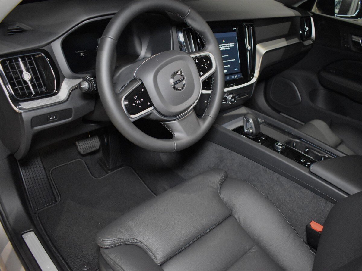 Volvo V60 Kombi 2,0 l 145 kw