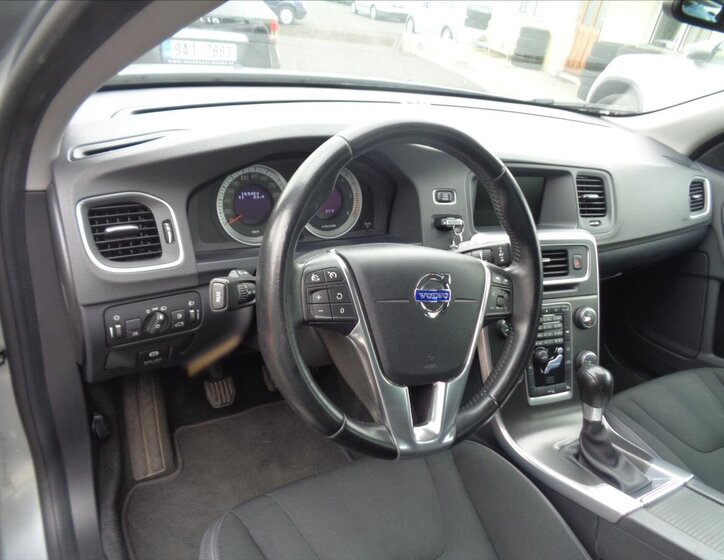 Volvo V60 Kombi 1,6 l 84 kw